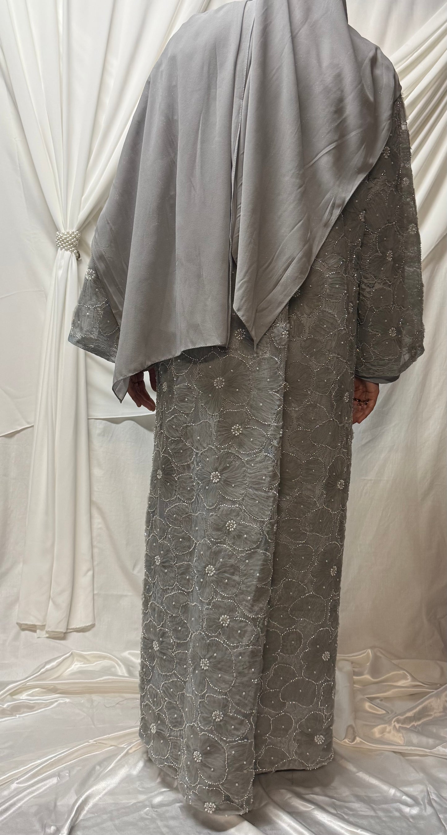 3D Floral Tulle Abaya - Grey