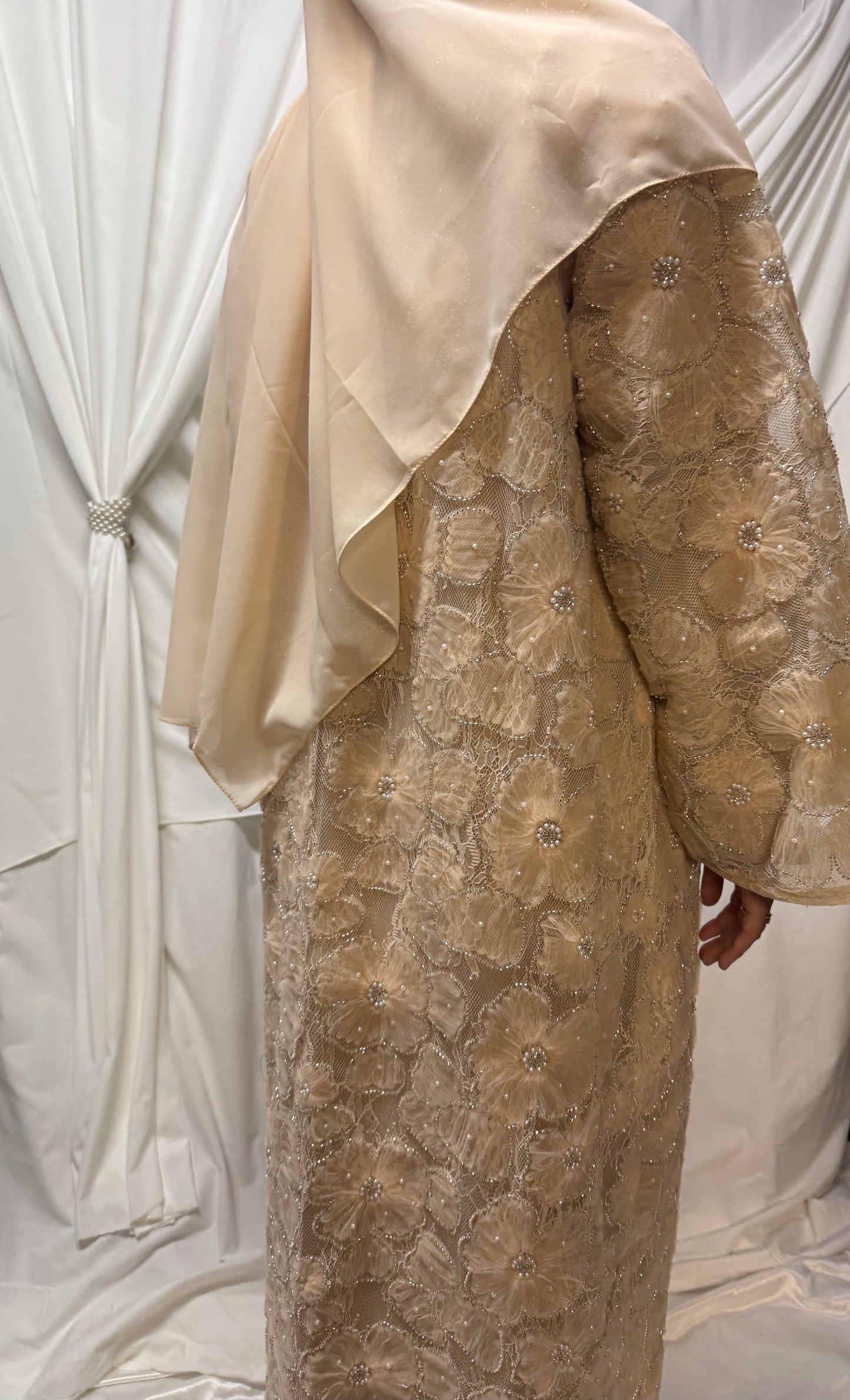 3D Floral Tulle Abaya - Peach